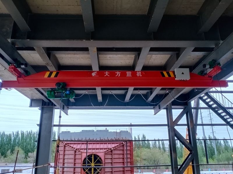 LX電懸單梁起重機(jī)